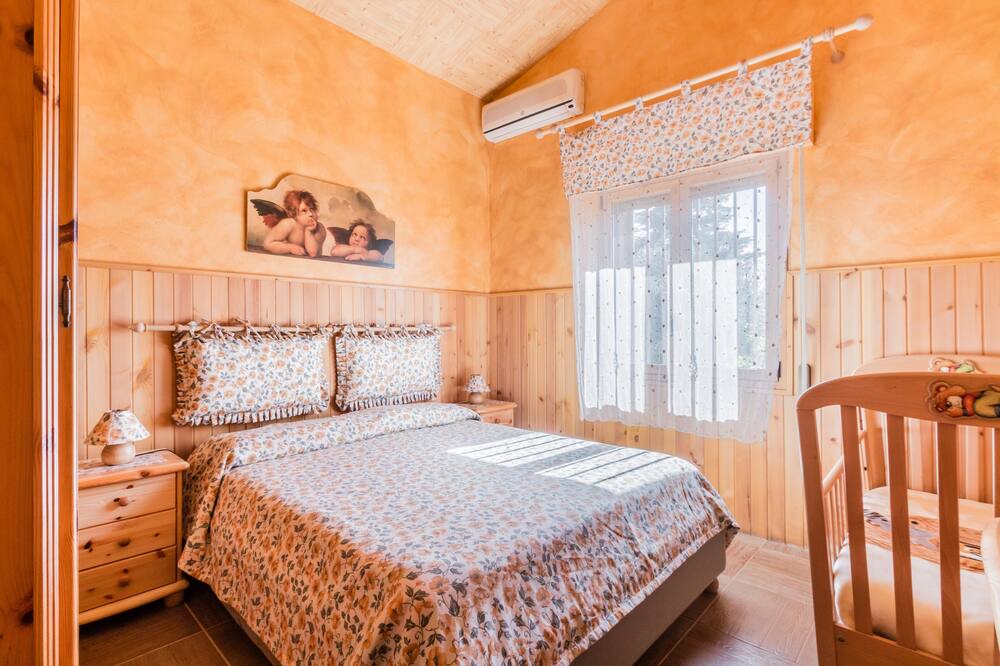 Photo of Bedroom in Noto