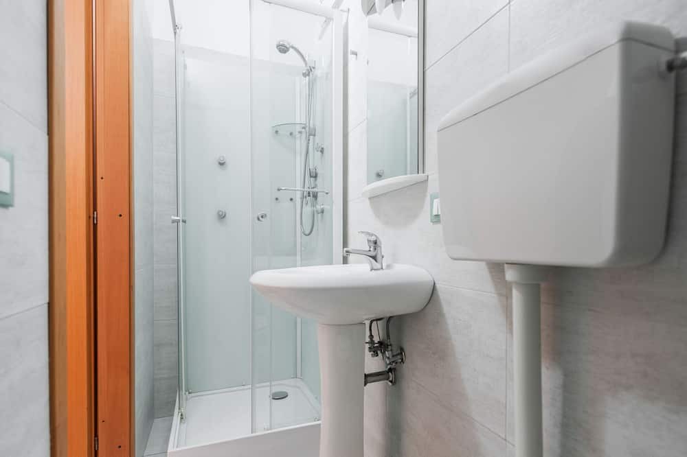 Photo of Bathroom in Leonforte