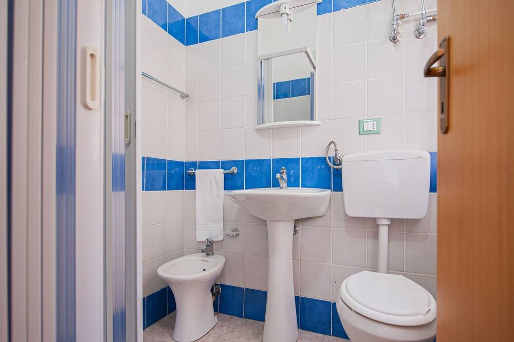 Photo of Bathroom in Leonforte