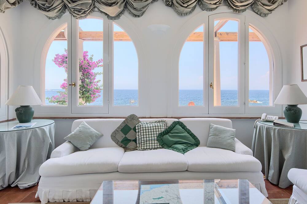 Photo of Livingroom in Pogerola