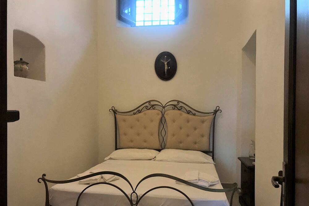 Photo of Bedroom in Malfa