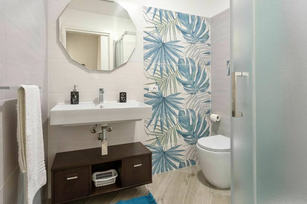 Photo of Bathroom in Partinico