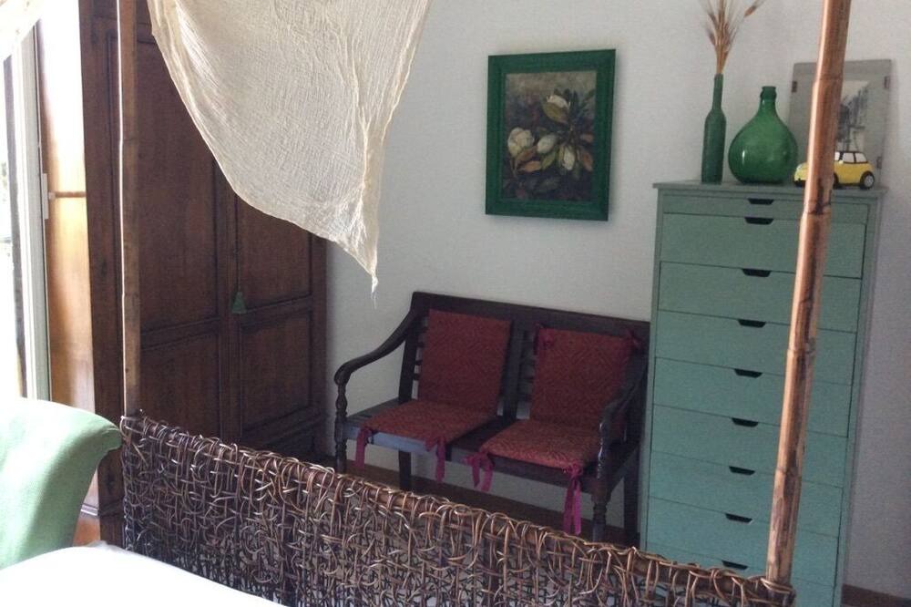 Photo of Livingroom in Torre Archirafi