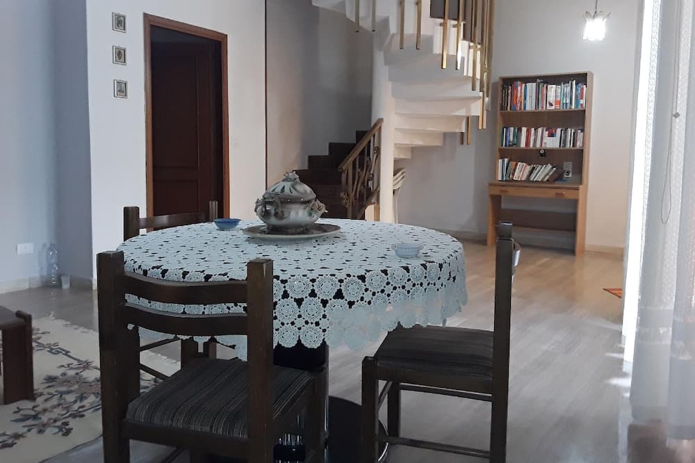 Photo of Livingroom in Poggioreale