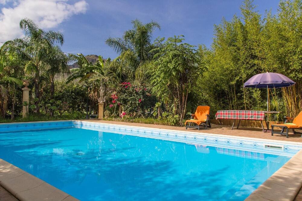 Photo of Outdoor in Mitogio