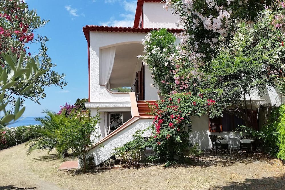 Photo of Outdoor in Fuscaldo