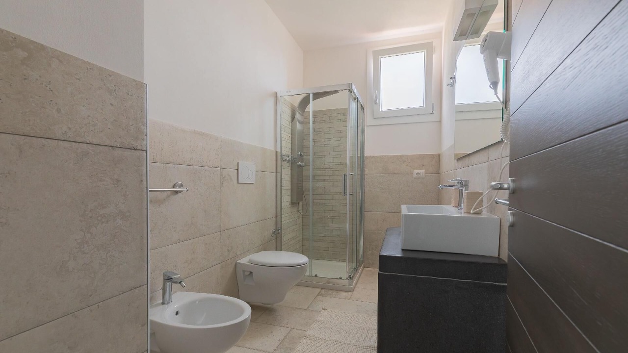 Photo of Bathroom in Cenate