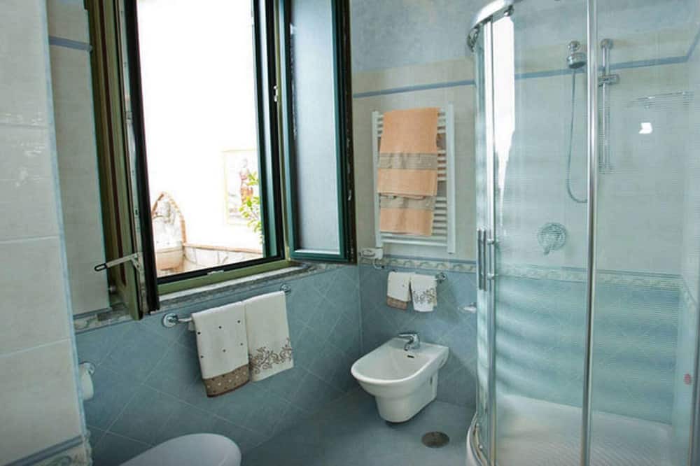 Photo of Bathroom in Pontone