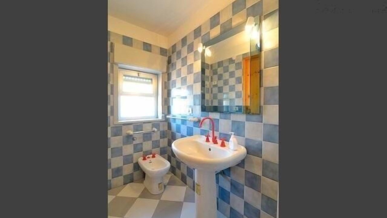 Photo of Bathroom in Porticato