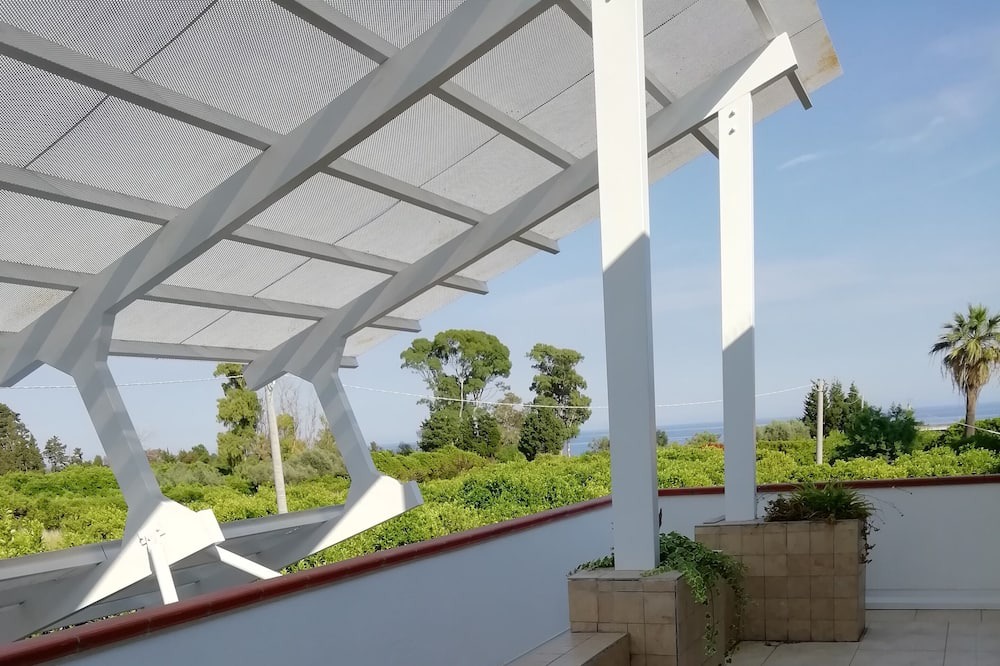 Photo of Patio Balcony in Foca