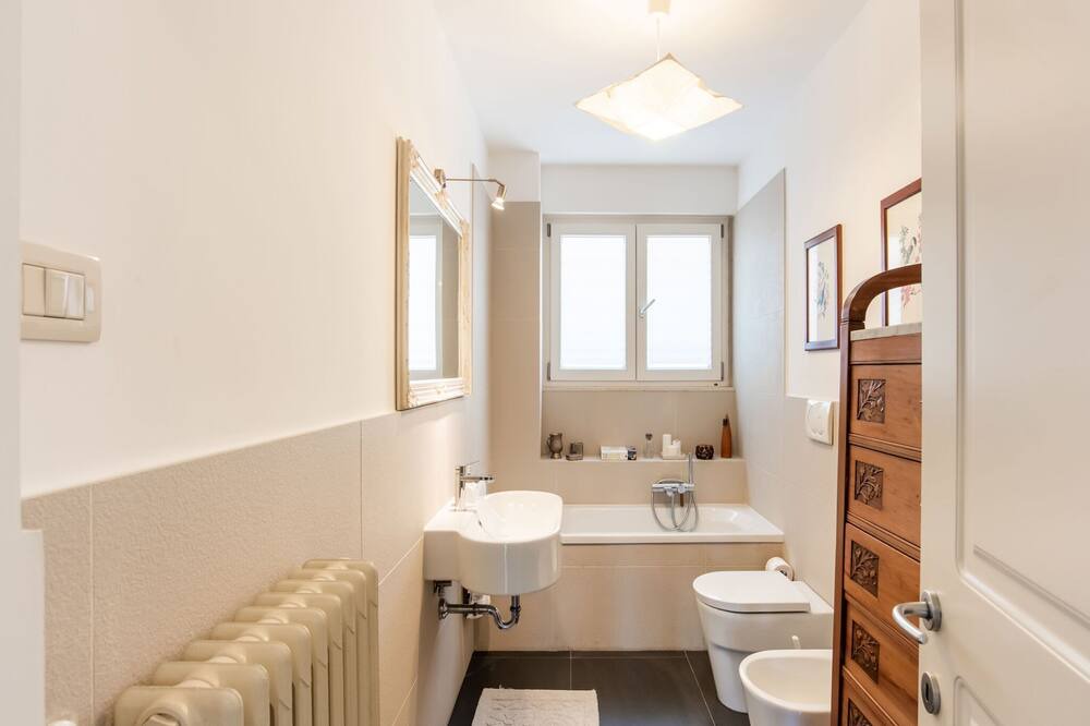 Photo of Bathroom in Trecastagni