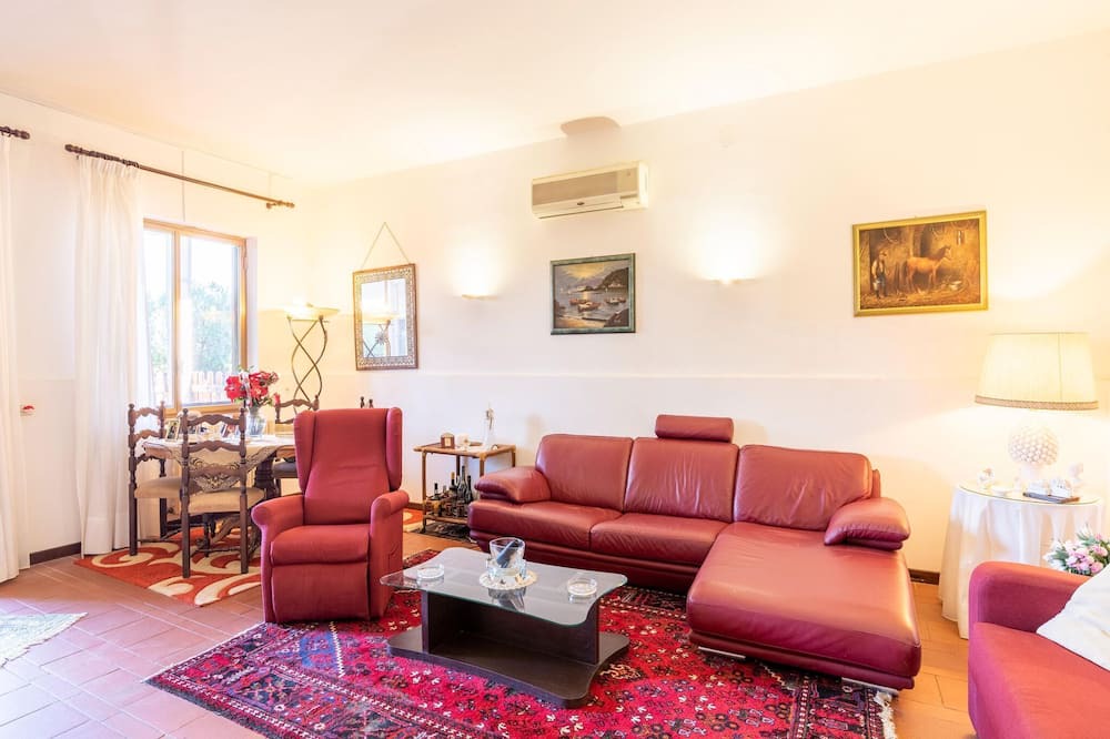 Photo of Livingroom in Assoro