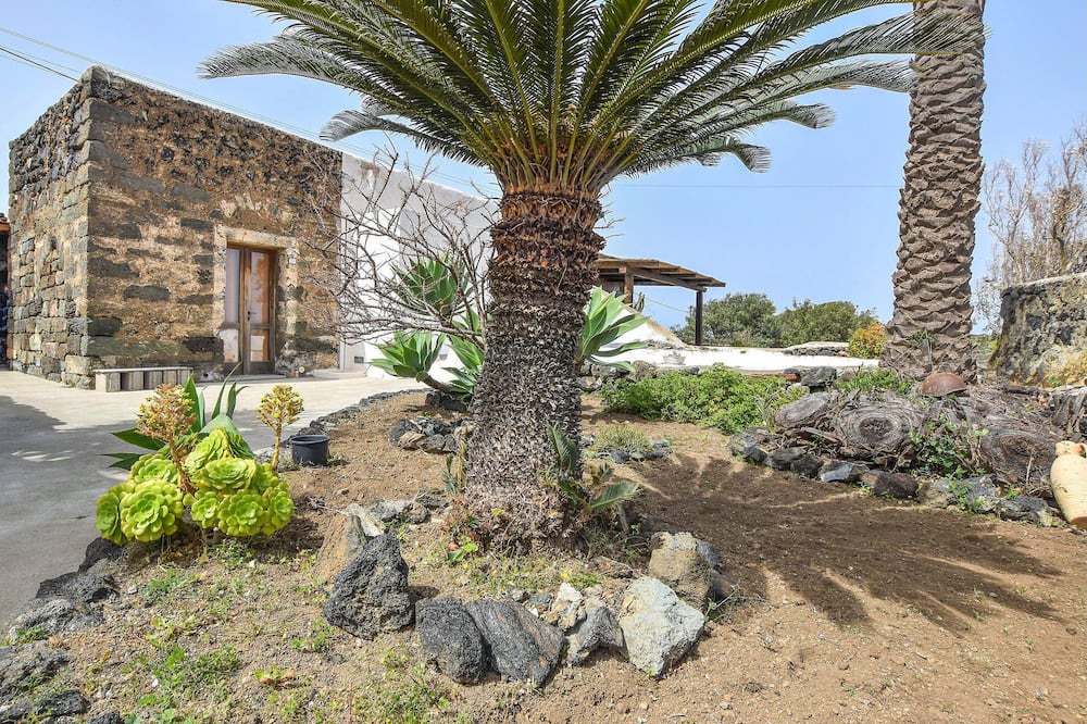 Photo of Outdoor in Khamma Fuori