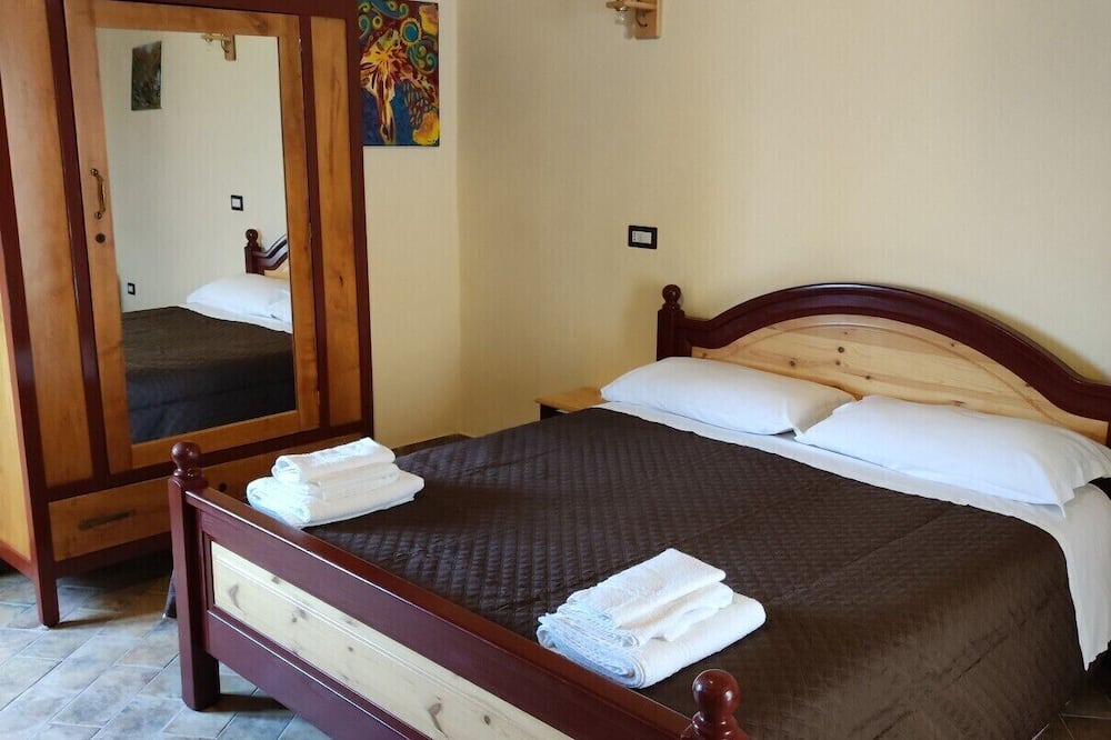 Photo of Bedroom in Strongoli