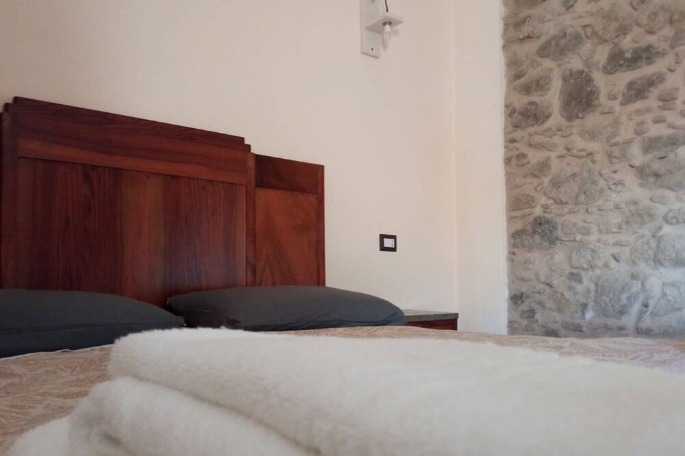 Photo of Bedroom in Strongoli
