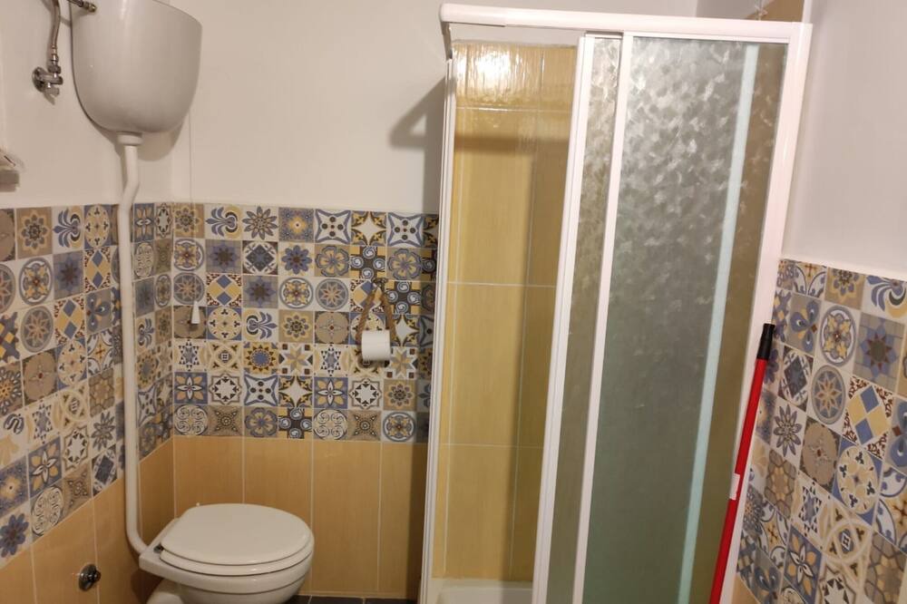 Photo of Bathroom in Strongoli