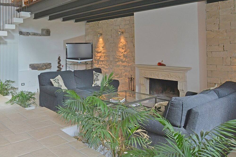 Photo of Livingroom in Piedimonte Etneo