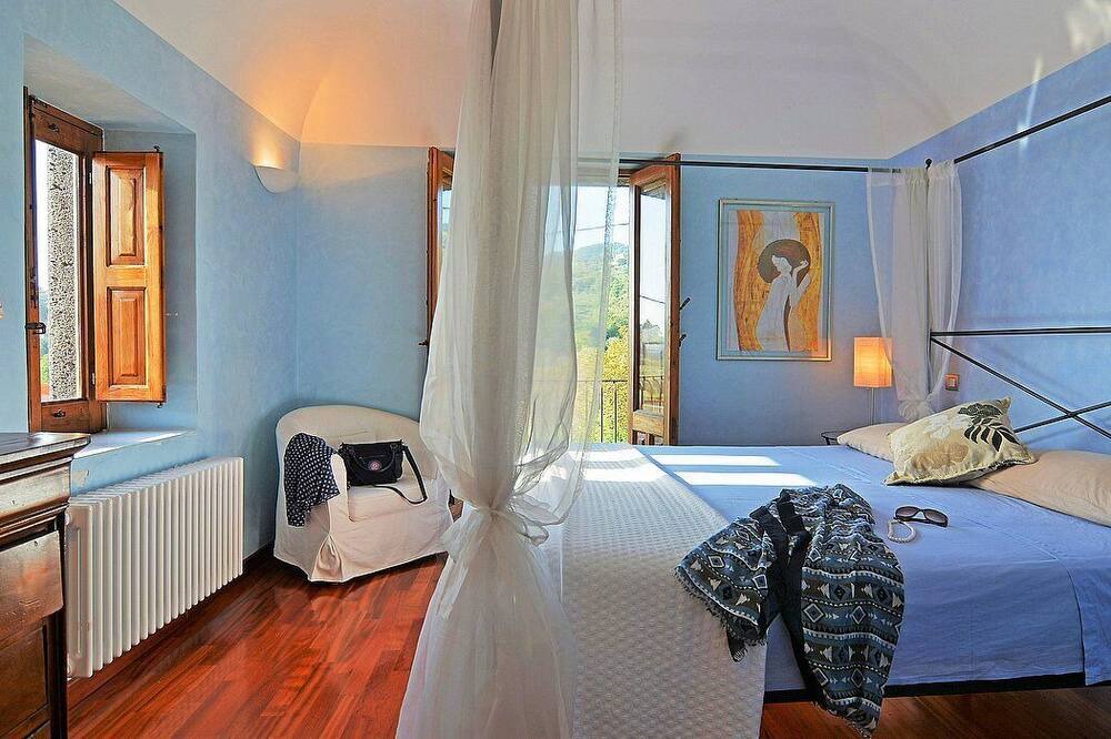 Photo of Bedroom in Piedimonte Etneo