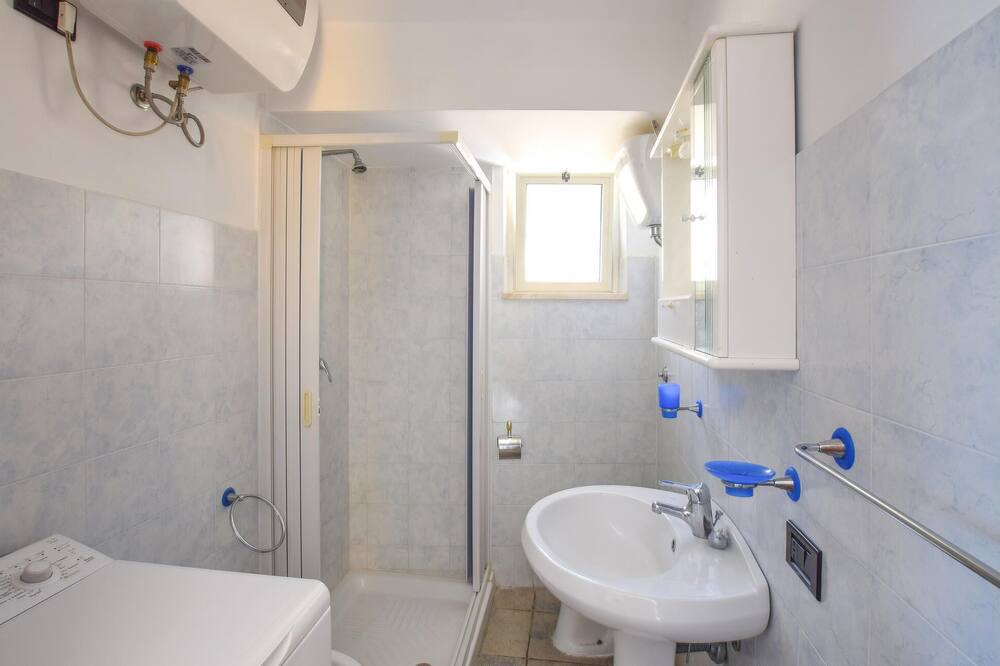 Photo of Bathroom in Le Castella