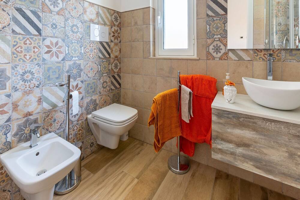 Photo of Bathroom in Realmonte
