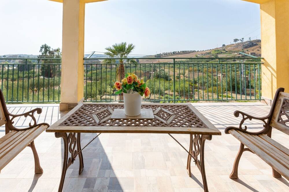 Photo of Patio Balcony in Realmonte