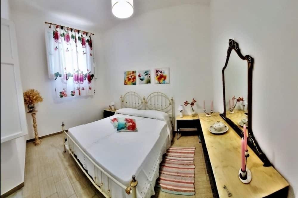 Photo of Bedroom in Aspra