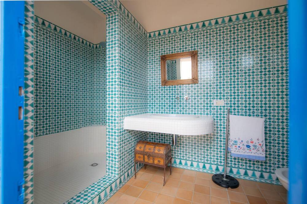 Photo of Bathroom in Granitola Torretta