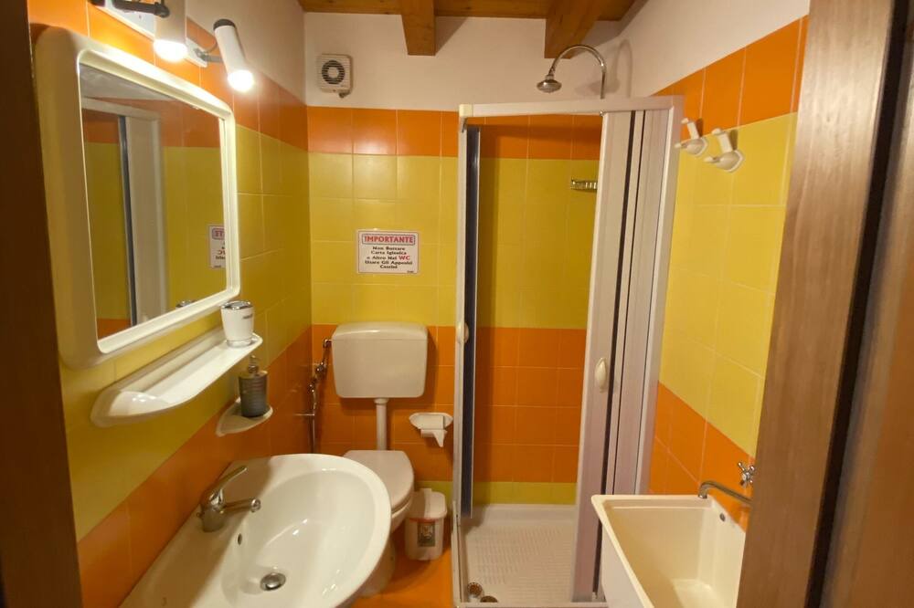 Photo of Bathroom in Marzamemi