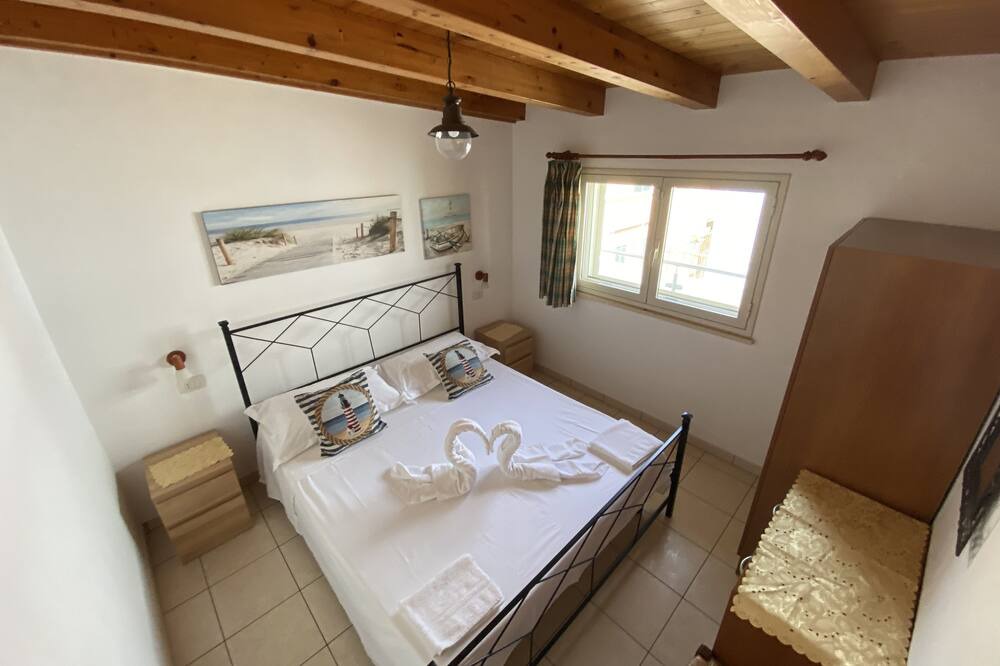 Photo of Bedroom in Marzamemi