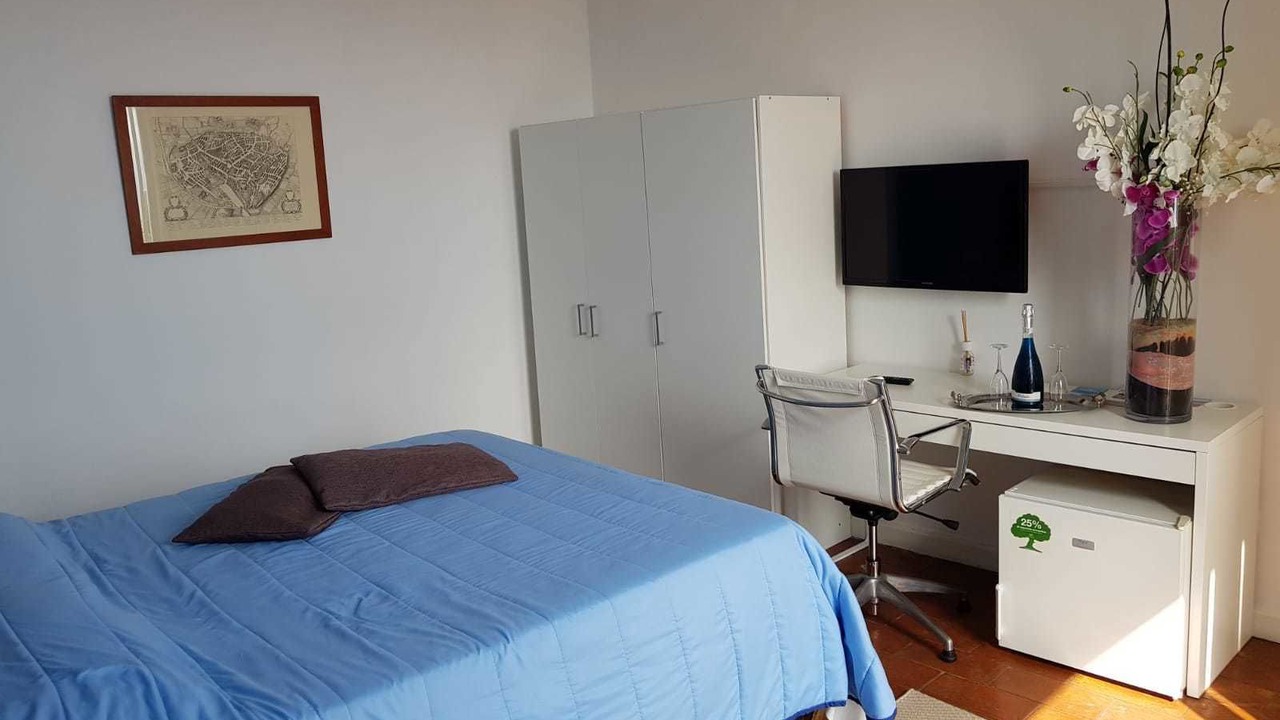 Photo of Bedroom in Torre del Greco