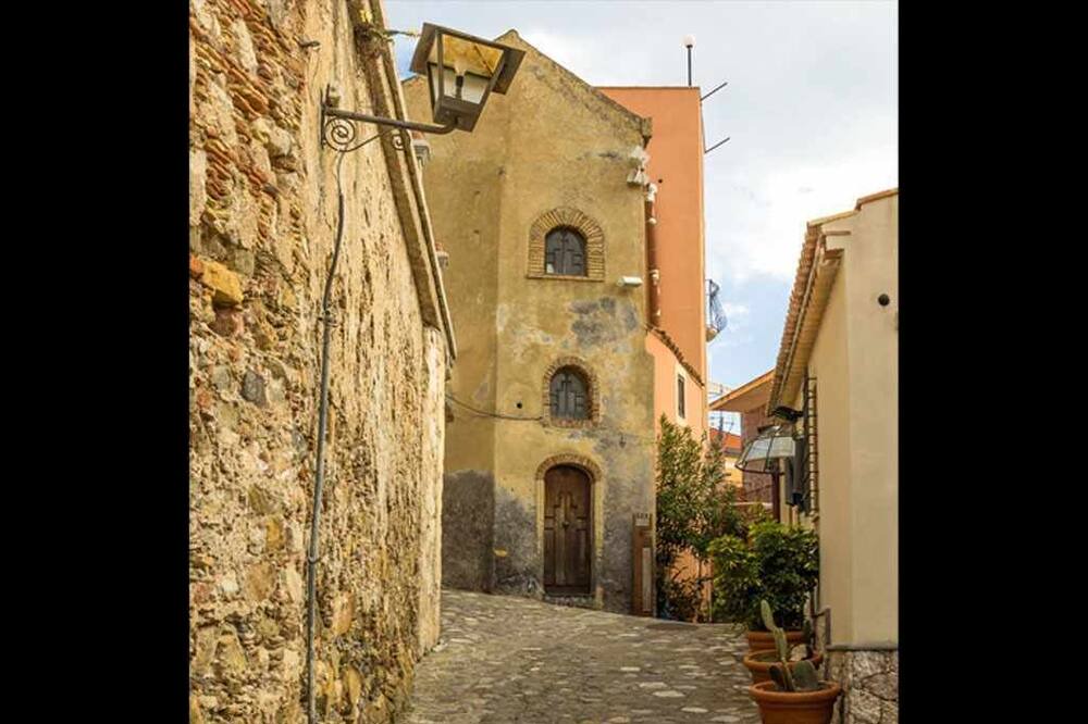 Photo of Outdoor in Porticato