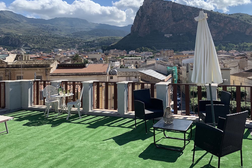 Photo of Patio Balcony in Partinico