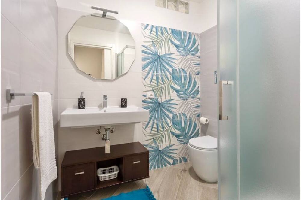 Photo of Bathroom in Trappeto