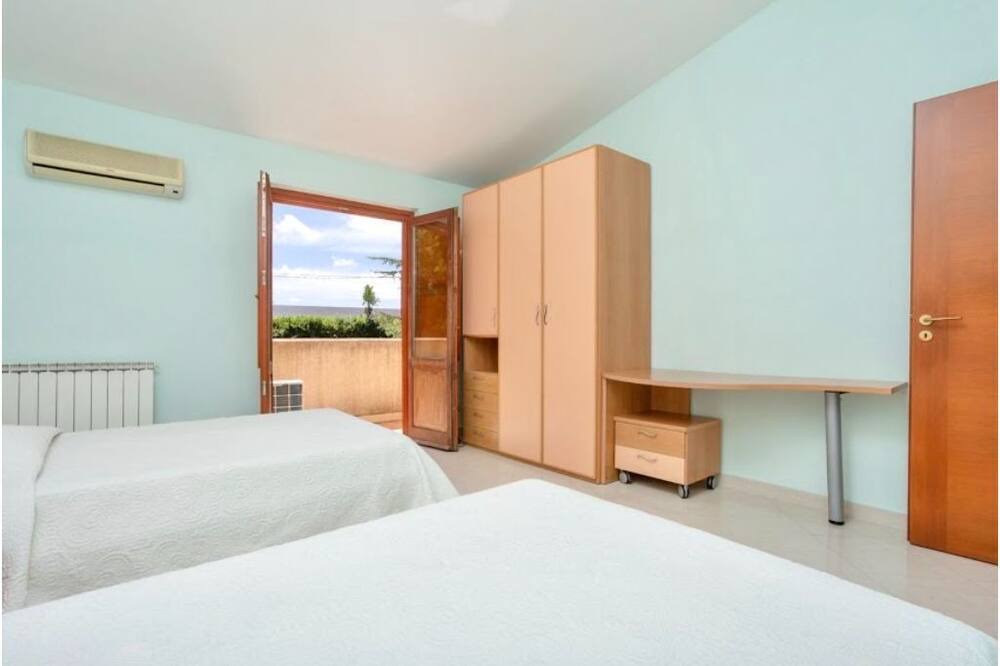 Photo of Bedroom in Paparella