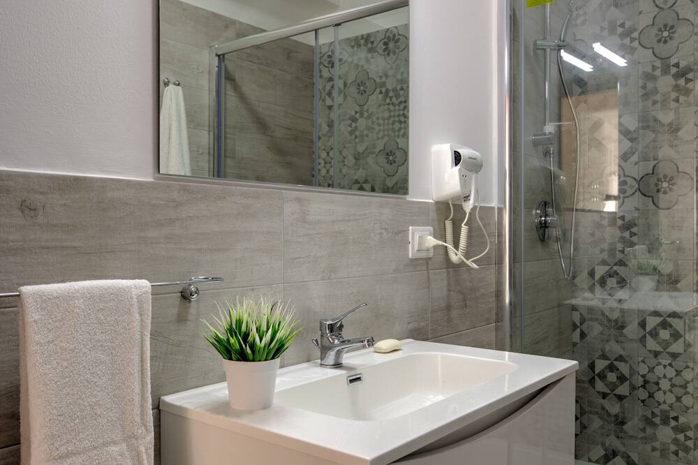 Photo of Bathroom in Capaci