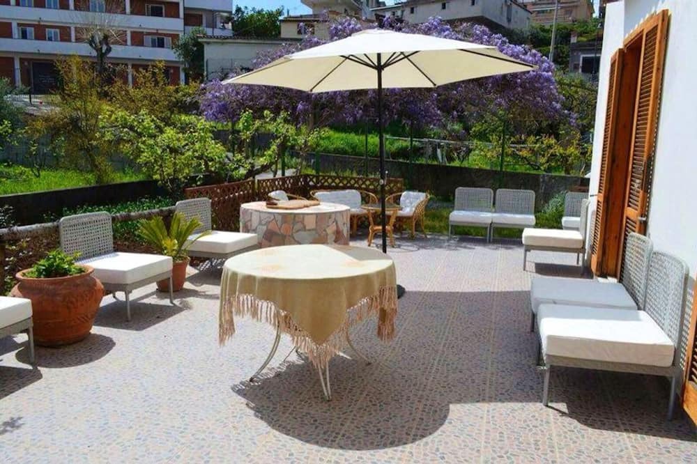 Photo of Patio Balcony in San Nicola Arcella