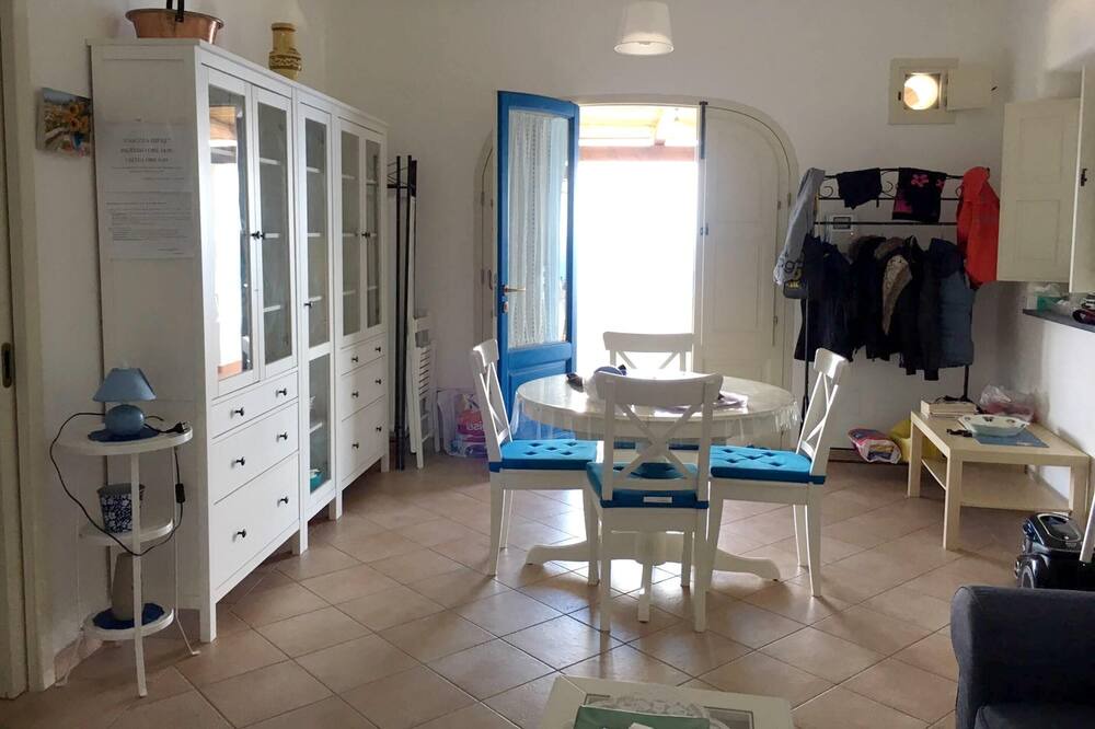 Photo of Livingroom in Malfa