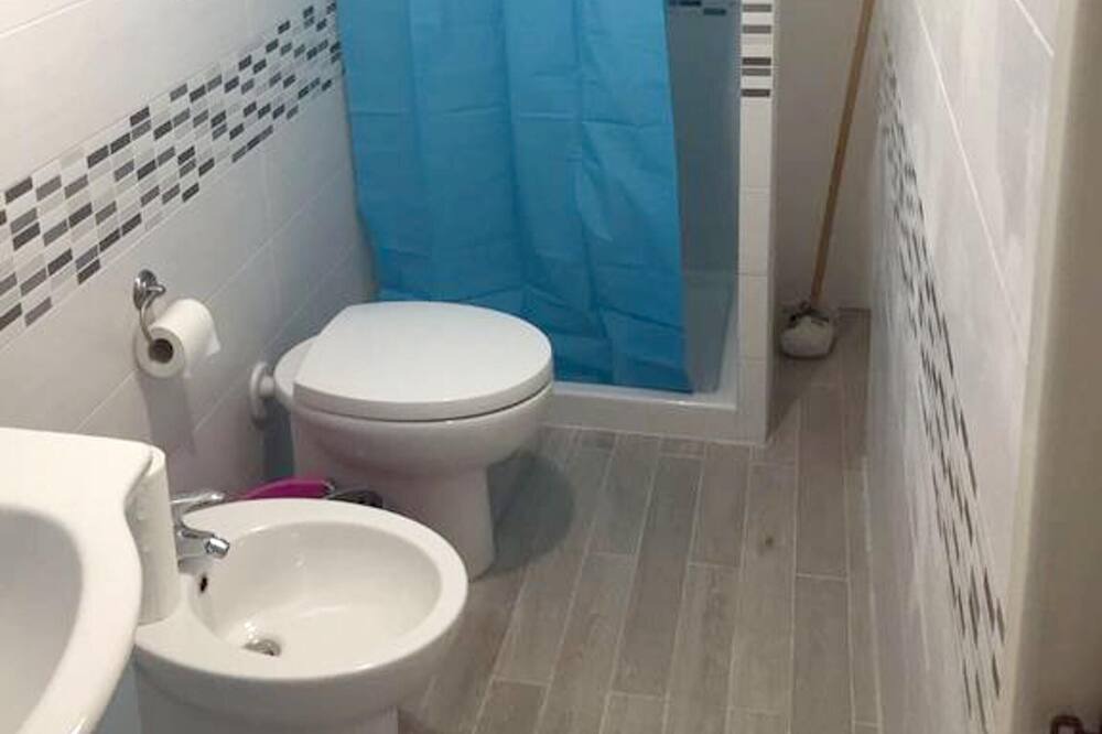 Photo of Bathroom in Malfa
