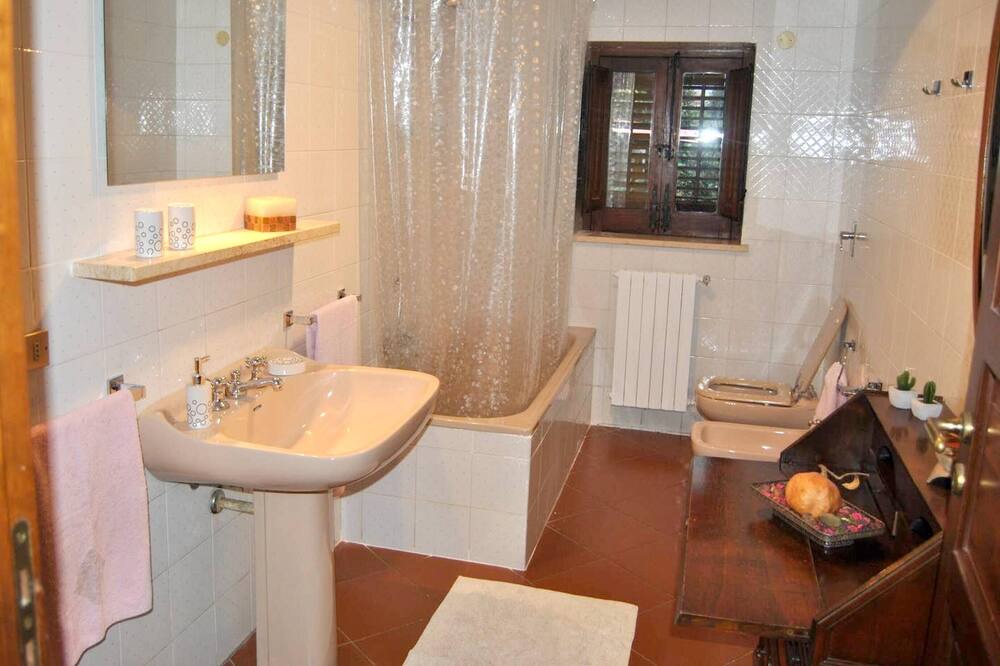 Photo of Bathroom in Sferracavallo