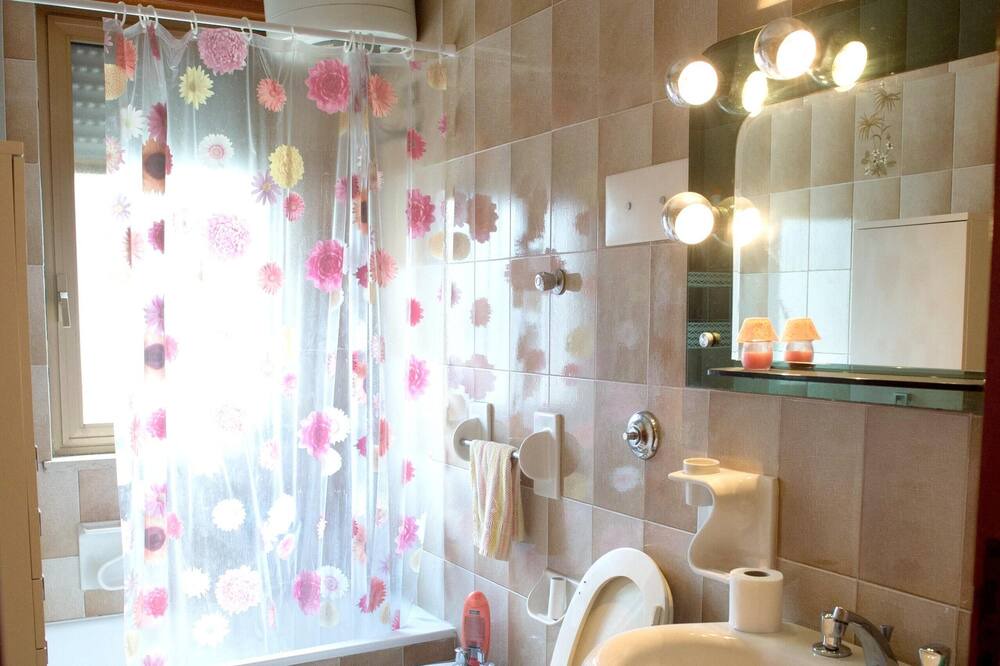 Photo of Bathroom in Vita
