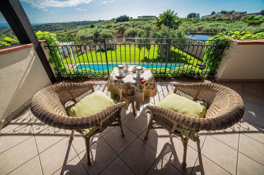 Photo of Patio Balcony in Ribera