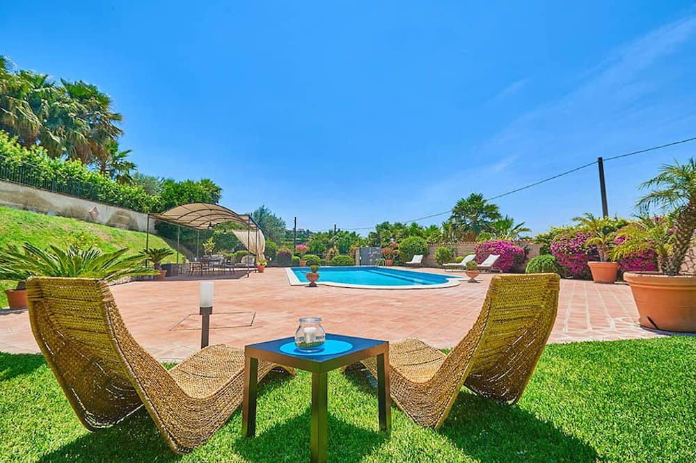 Photo of Outdoor in Lentini