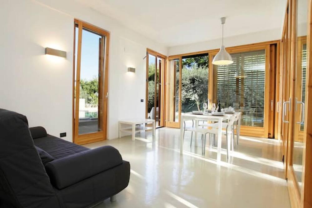 Photo of Livingroom in Torre Colonna-sperone