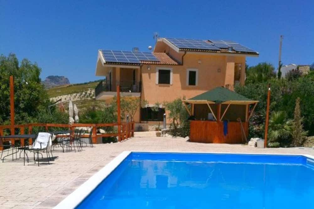 Photo of Outdoor in Bompensiere