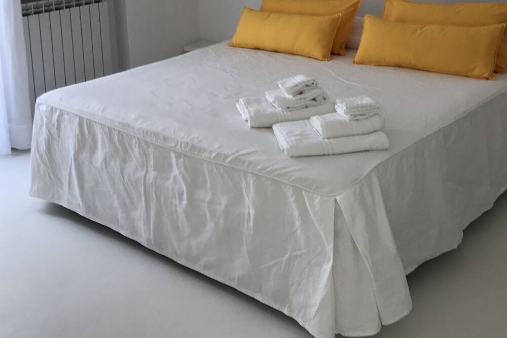 Photo of Bedroom in Ischia Porto