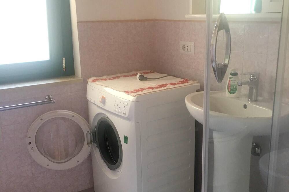 Photo of Bathroom in Crotone