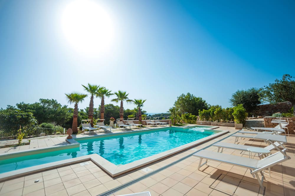 Photo of Outdoor in Levanzo