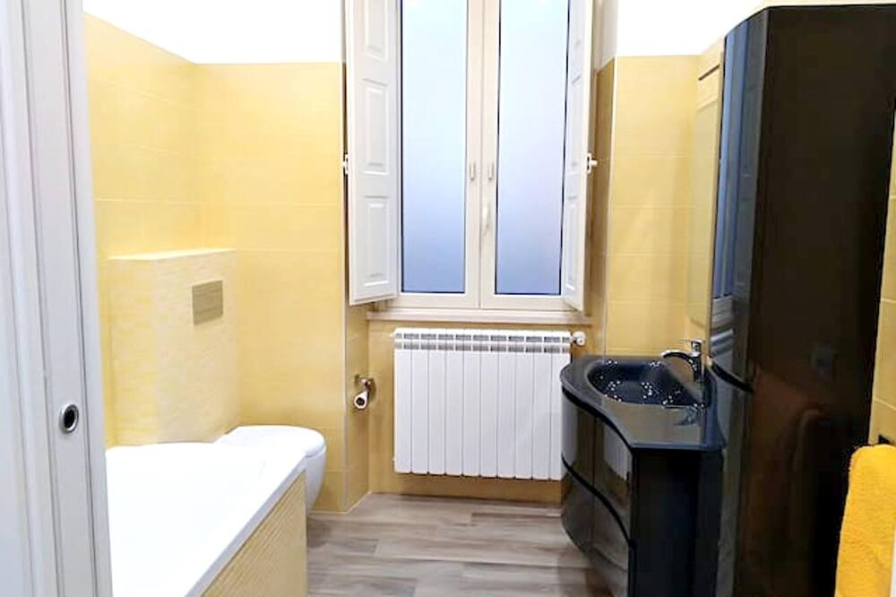 Photo of Bathroom in Coste