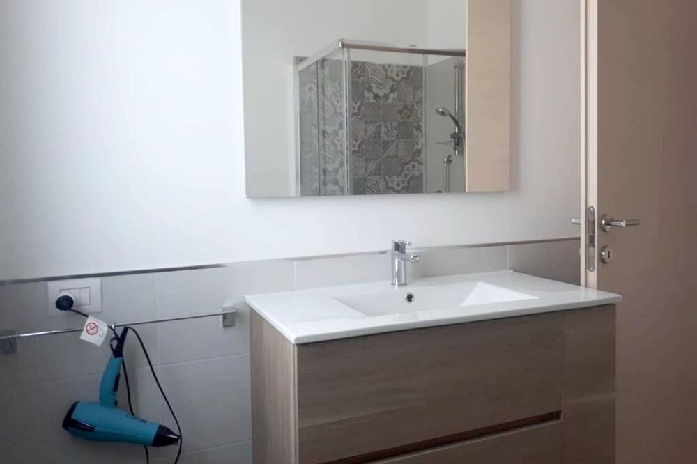 Photo of Bathroom in Alcamo