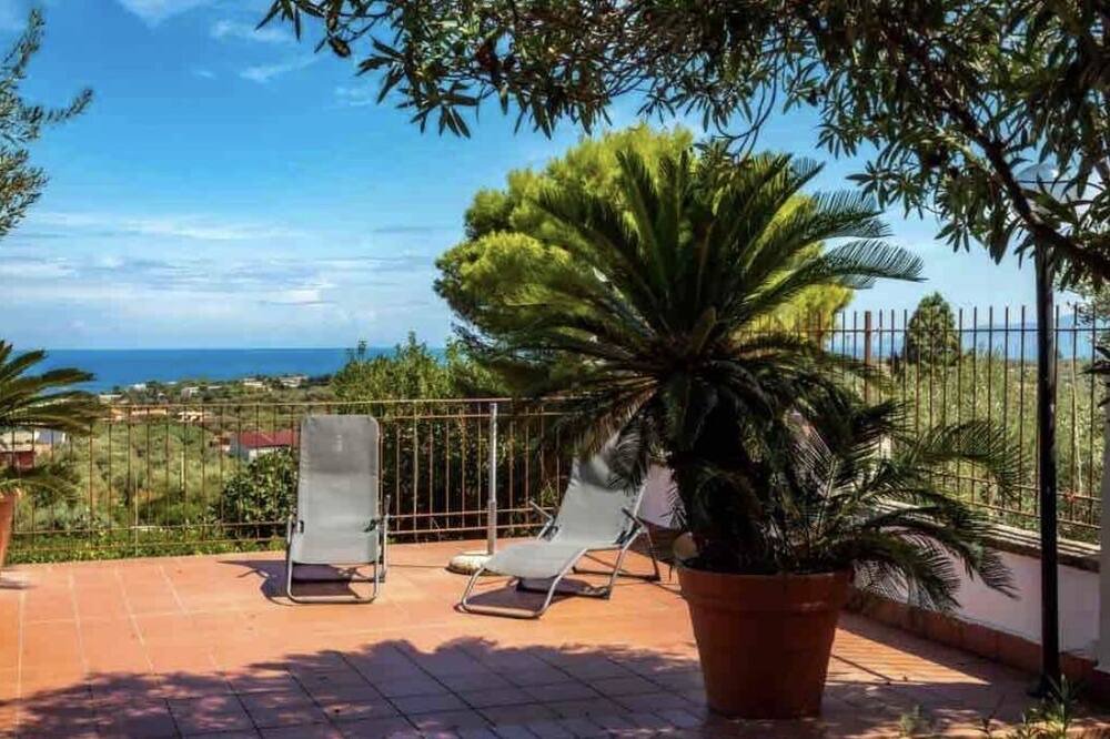 Photo of Outdoor in Mandra Capreria